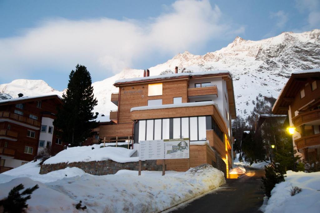 סאס פה Elite Alpine Lodge - Apart & Breakfast מראה חיצוני תמונה